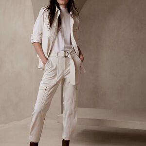 Banana Republic Cream Utility Cargo Pants size 10